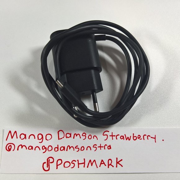 Original European Microsoft USB-C Charger - Picture 1 of 5